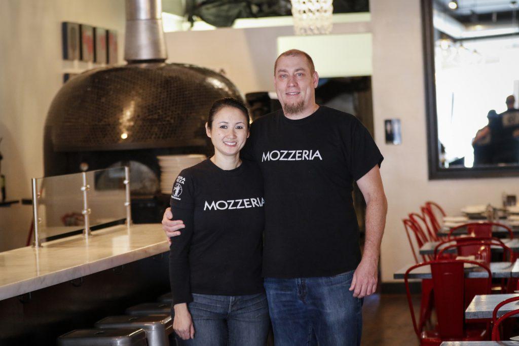 The Buzz: #InclusionWins Deaf Couple Opens Pizzeria