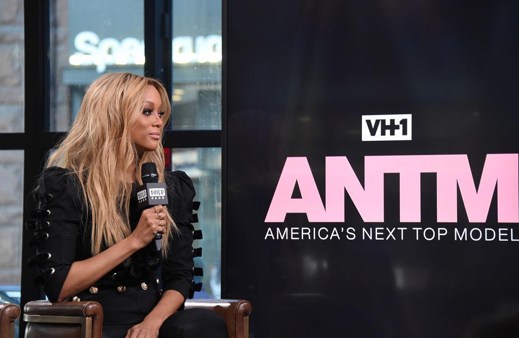 Photo of Model and TV personality Tyra Banks discussing the show "America's Next Top Model."